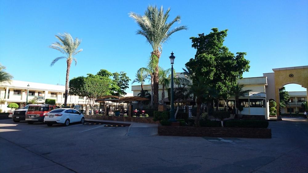 Hotel San Sebastian Hermosillo Buitenkant foto