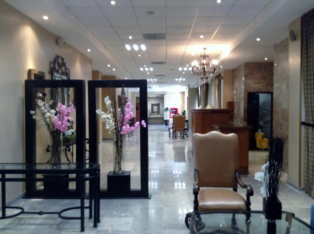 Hotel San Sebastian Hermosillo Buitenkant foto