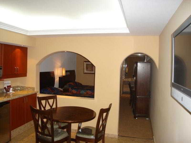 Hotel San Sebastian Hermosillo Buitenkant foto